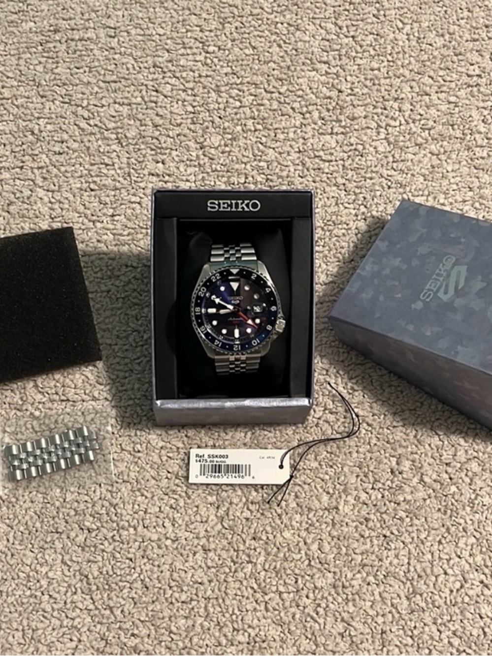 Seiko 5 Sports Automatic GMT Watch w/ Blue Dial - Picture 3 of 8